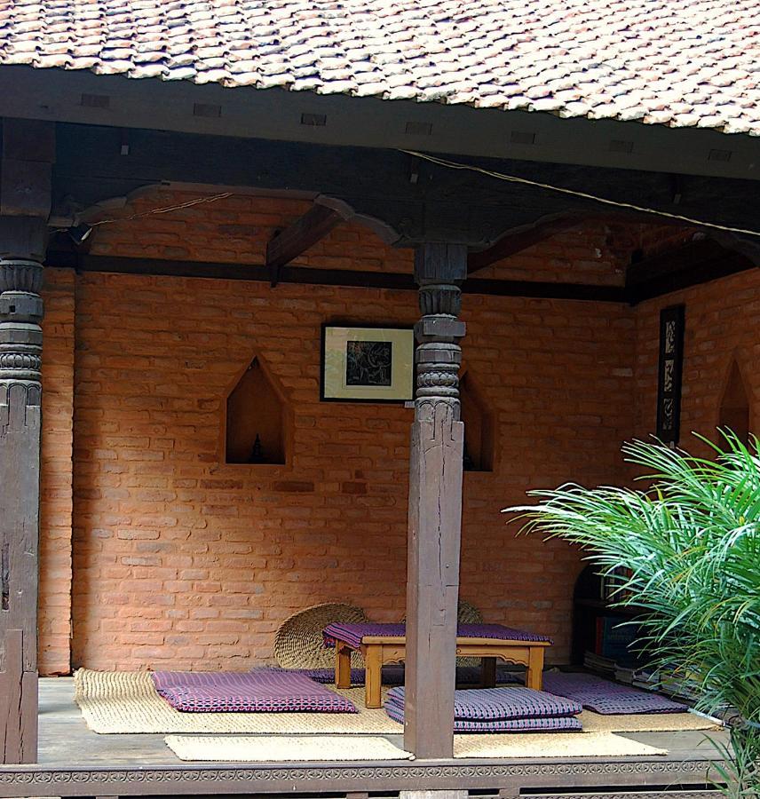 Newa Chen Historic House Unesco Lalitpur Екстериор снимка