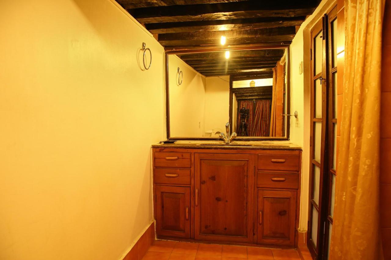 Newa Chen Historic House Unesco Lalitpur Екстериор снимка